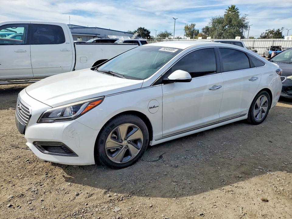2017 HYUNDAI SONATA — VIN KMHE14L29HA064949