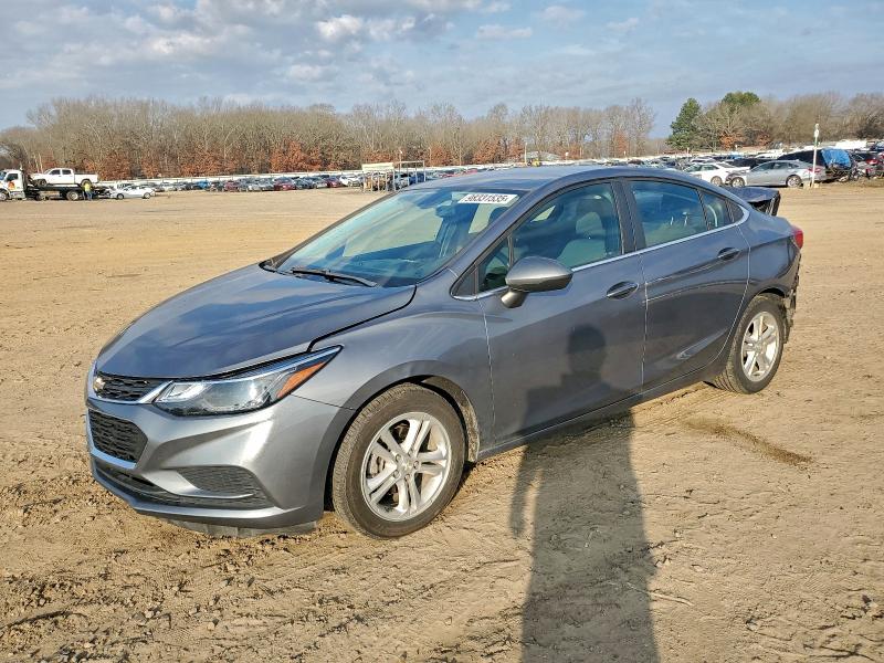 2018 CHEVROLET CRUZE LT — VIN 1G1BE5SM8J7231110