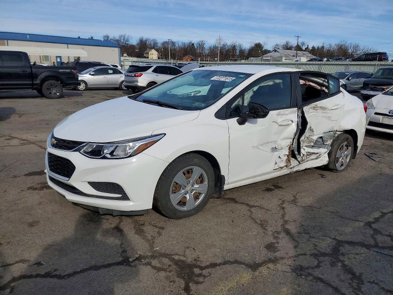 2018 CHEVROLET CRUZE LS — VIN 1G1BC5SM5J7220569