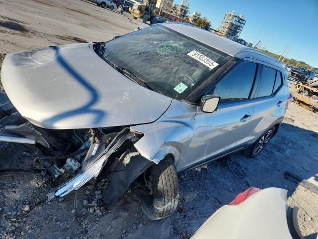 2019 NISSAN KICKS S — VIN 3N1CP5CUXKL530764