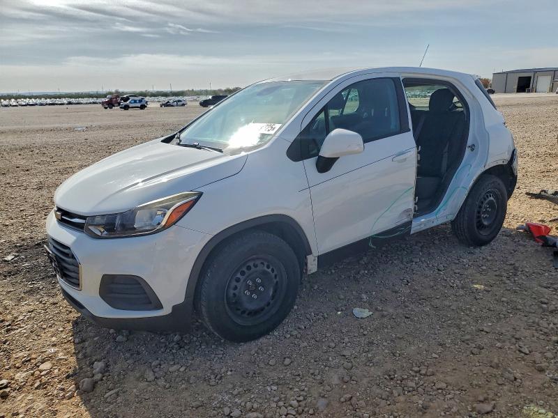 2018 CHEVROLET TRAX LS — VIN KL7CJKSB1JB524183
