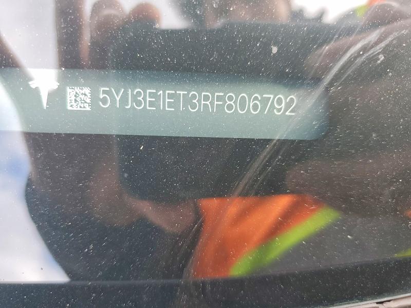 5YJ3E1ET3RF806792