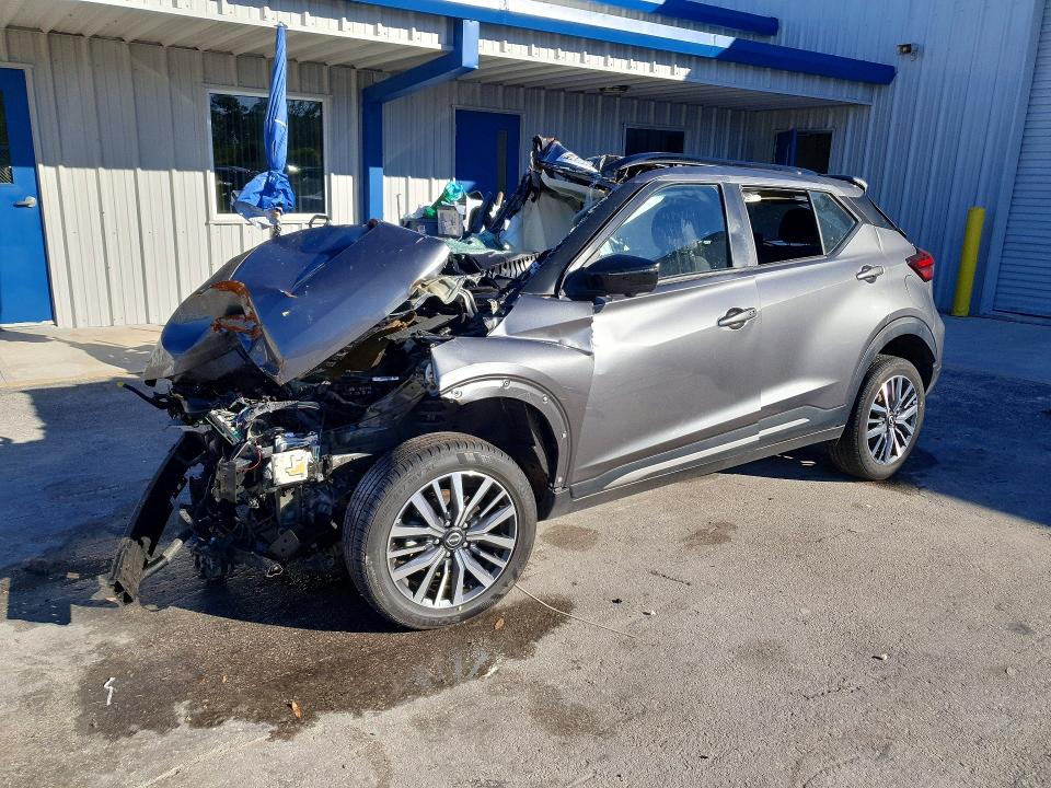 2024 NISSAN KICKS SR — VIN 3N1CP5DV6RL495092
