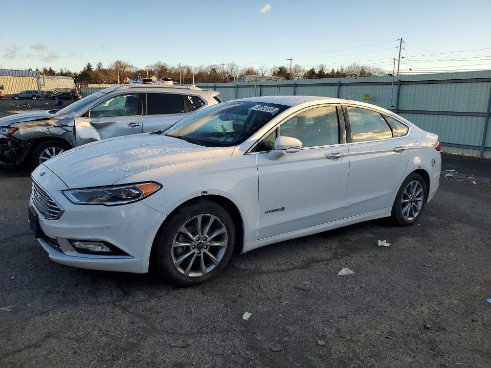 2017 FORD FUSION — VIN 3FA6P0LU7HR409408