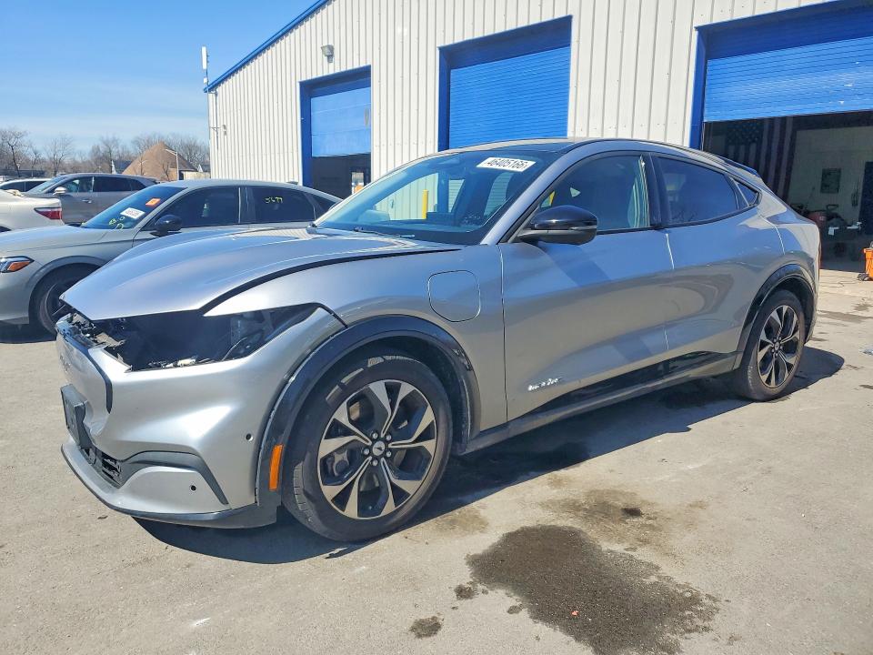 2021 FORD MUSTANG MACH-E — VIN 3FMTK3SS3MMA08888