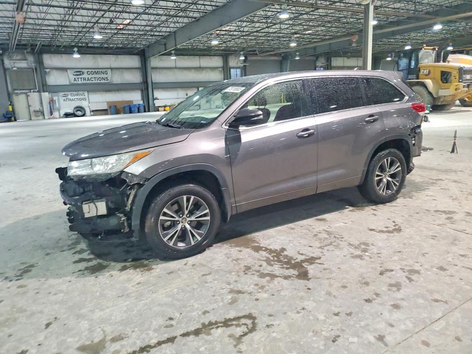 2017 TOYOTA HIGHLANDER — VIN 5TDBZRFH8HS472259