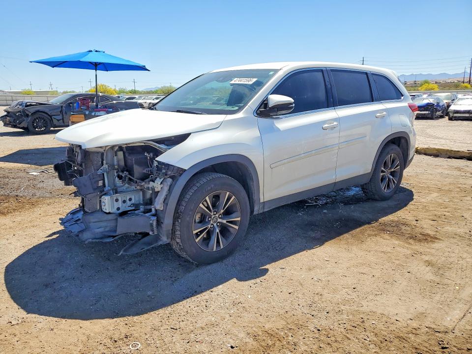 2019 TOYOTA HIGHLANDER — VIN 5TDZZRFHXKS295235
