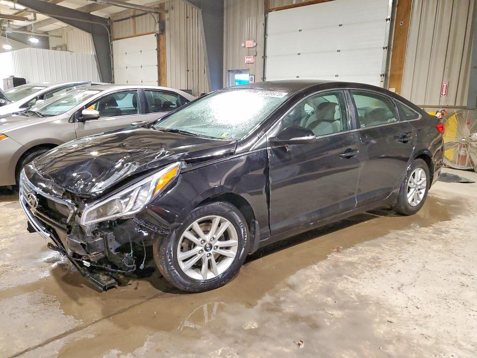 2015 HYUNDAI SONATA — VIN 5NPE24AA3FH115668