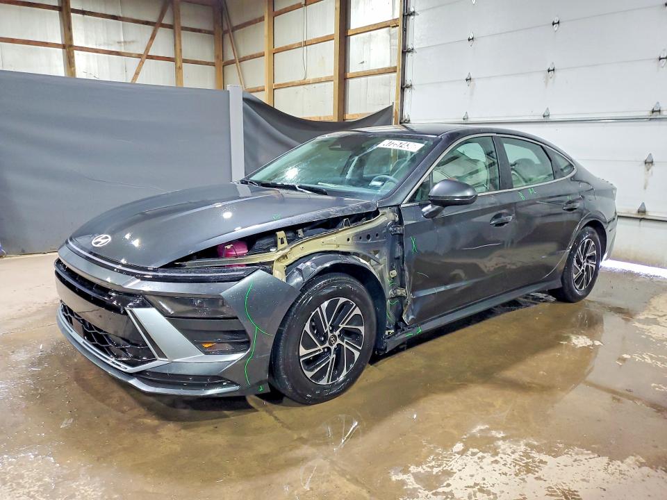 2026 HYUNDAI SONATA HYBRID — VIN KMHL24JJ7TA138005