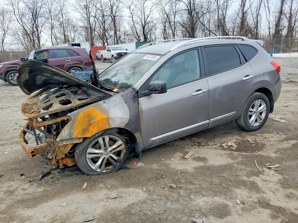 2015 NISSAN ROGUE SELECT — VIN JN8AS5MV6FW762065