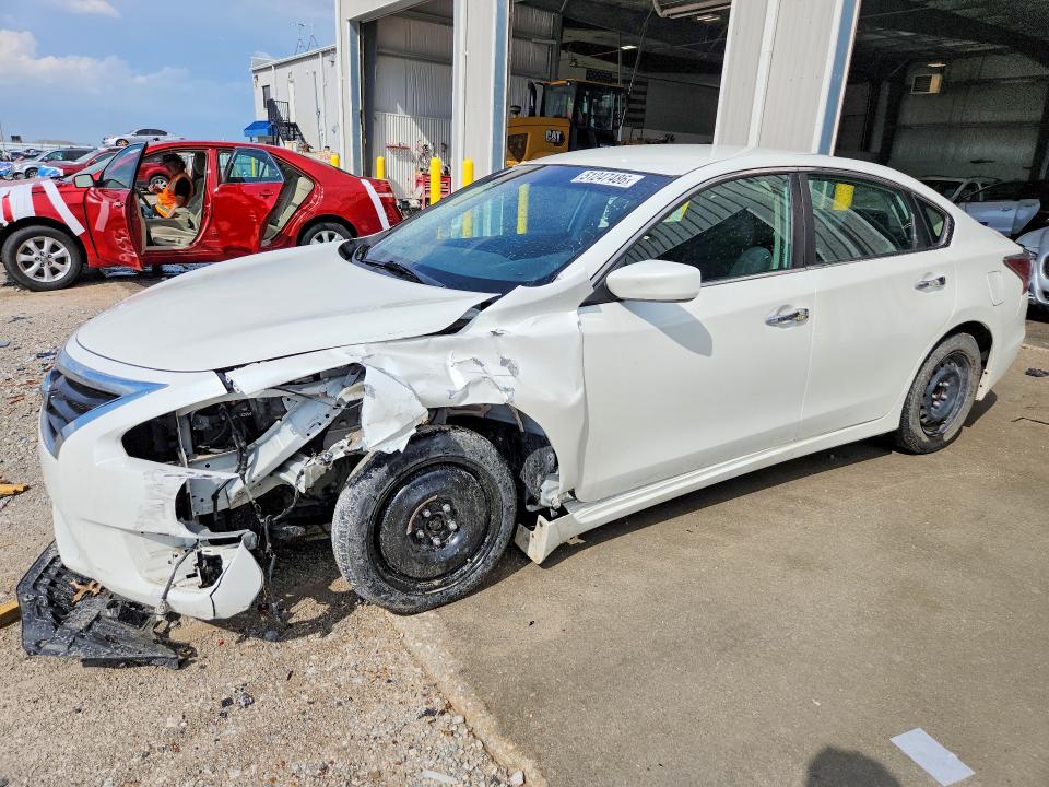 2015 NISSAN ALTIMA — VIN 1N4AL3AP5FN392841