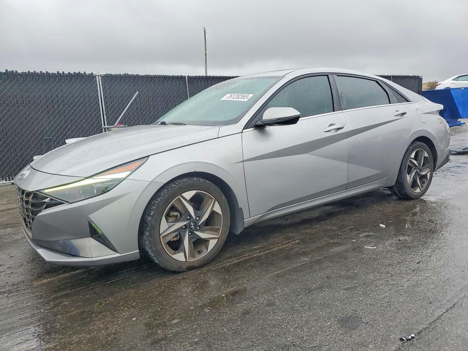 2022 HYUNDAI ELANTRA — VIN 5NPLP4AG4NH062054