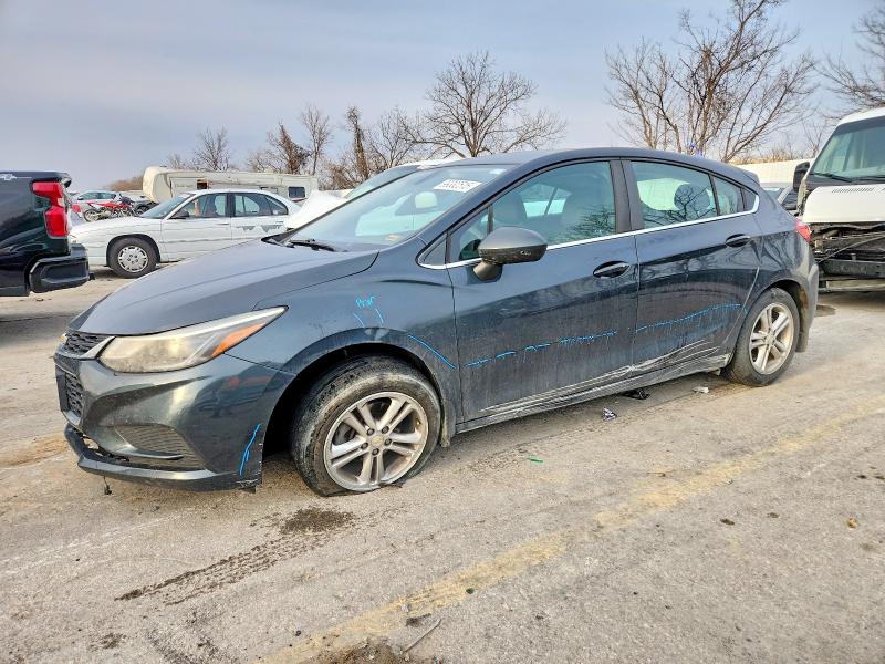 2017 CHEVROLET CRUZE LT — VIN 3G1BE6SM2HS538323