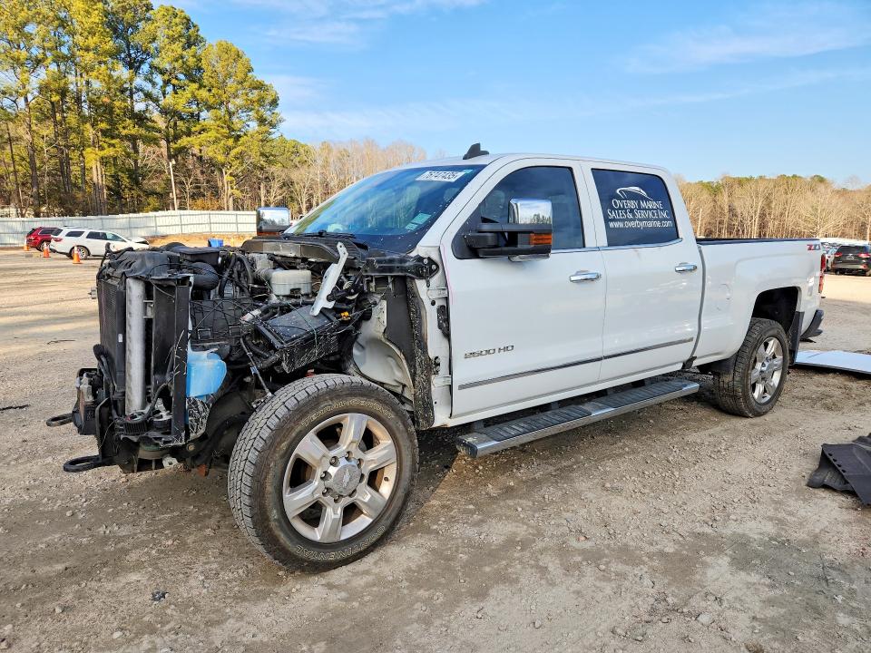 2018 CHEVROLET SILVERADO — VIN 1GC1KWEY7JF116231