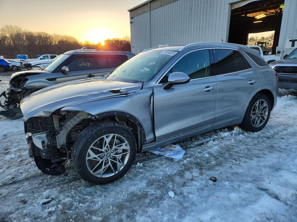2023 GENESIS GV70 — VIN KMUMADTB8PU135701