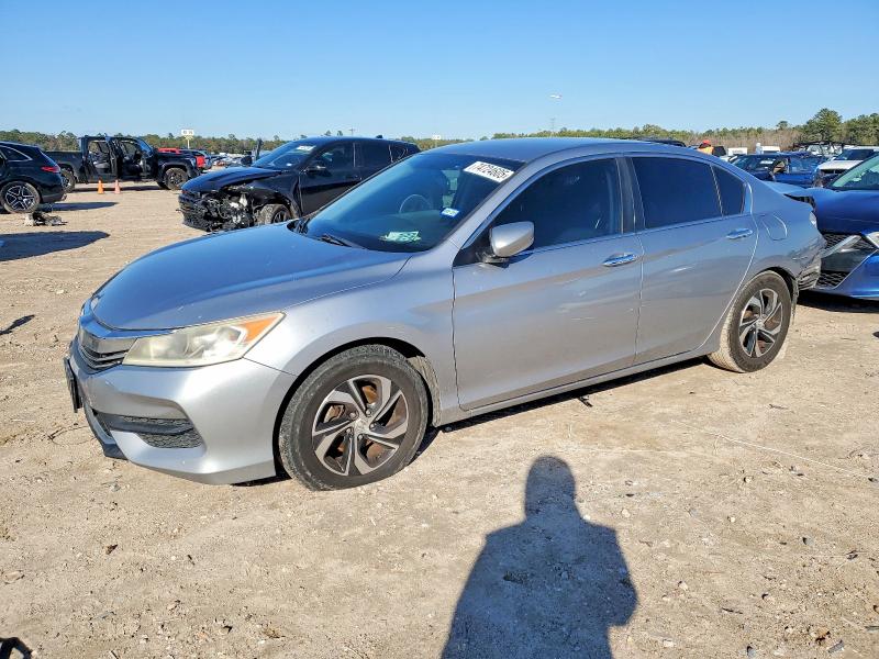 2017 HONDA ACCORD — VIN 1HGCR2F35HA229605