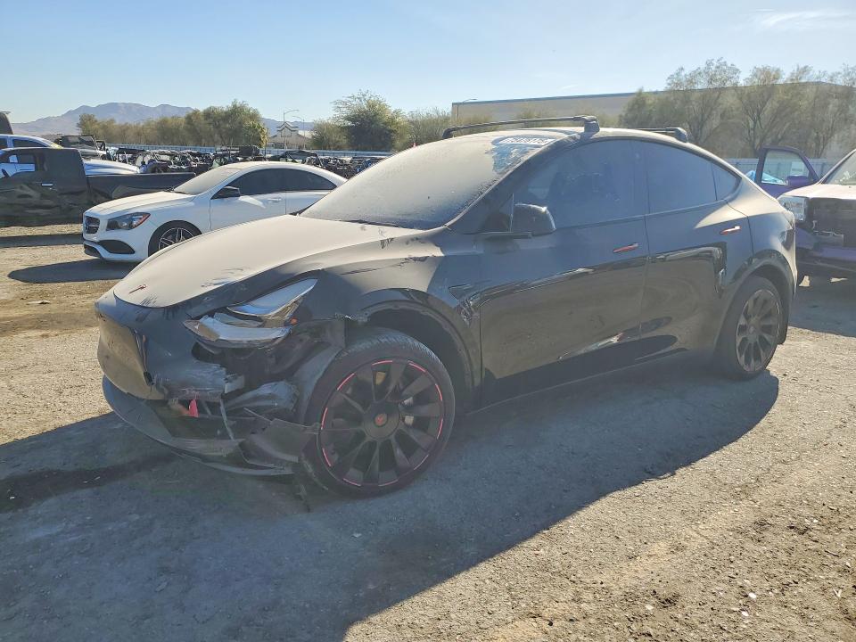 2022 TESLA MODEL Y — VIN 7SAYGAEE0NF391283