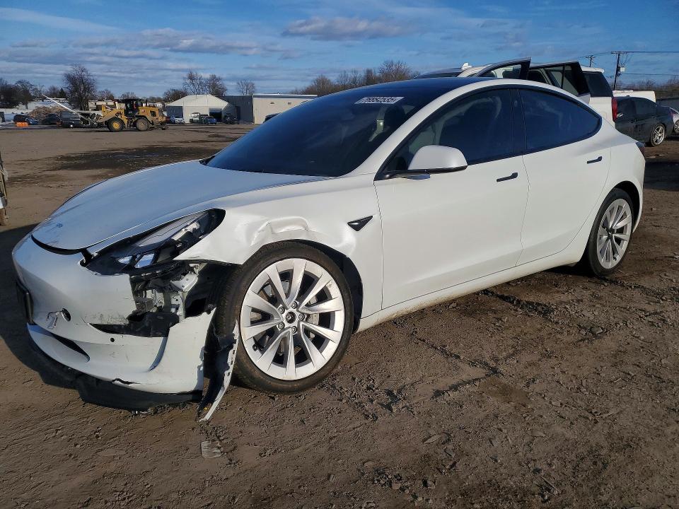 2022 TESLA MODEL 3 — VIN 5YJ3E1EB0NF232394