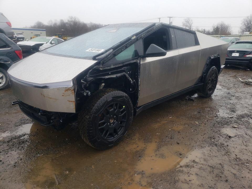 2024 TESLA CYBERTRUCK — VIN 7G2CEHED0RA026972