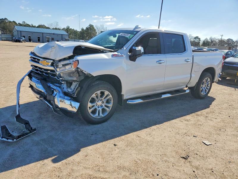 2024 CHEVROLET SILVERADO — VIN 1GCUDGED0RZ325945