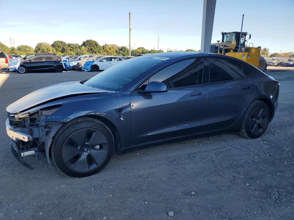 2023 TESLA MODEL 3 — VIN 5YJ3E1EAXPF697856