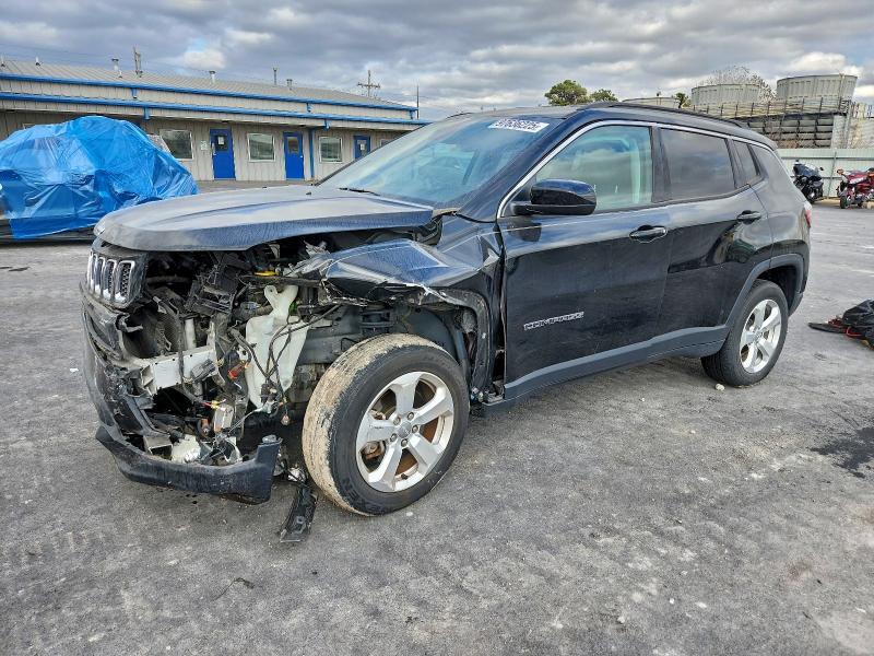 2017 JEEP COMPASS — VIN 3C4NJDBB7HT665632