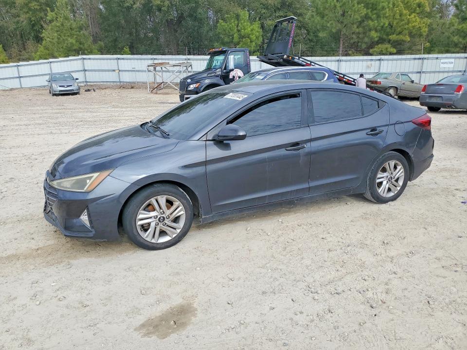 2020 HYUNDAI ELANTRA SE — VIN 5NPD84LF4LH581639