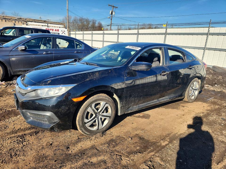2017 HONDA CIVIC — VIN 19XFC2E5XHE052983