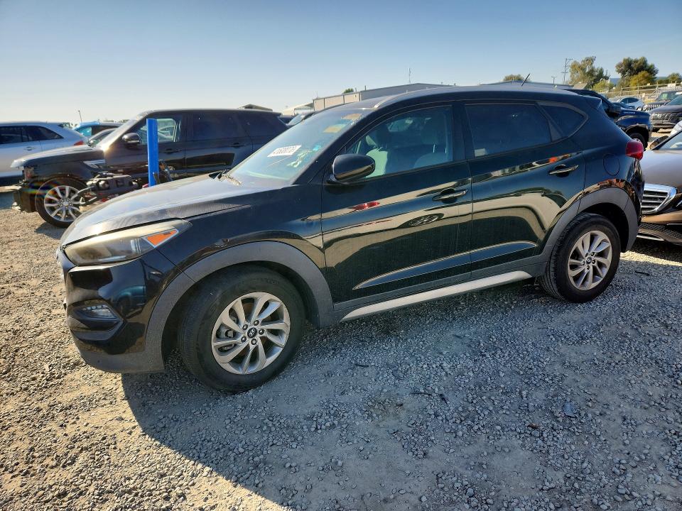 2017 HYUNDAI TUCSON — VIN KM8J3CA41HU287802