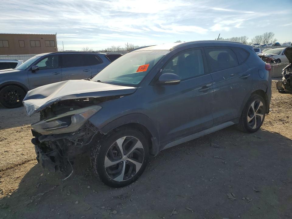 2017 HYUNDAI TUCSON — VIN KM8J33A26HU521897