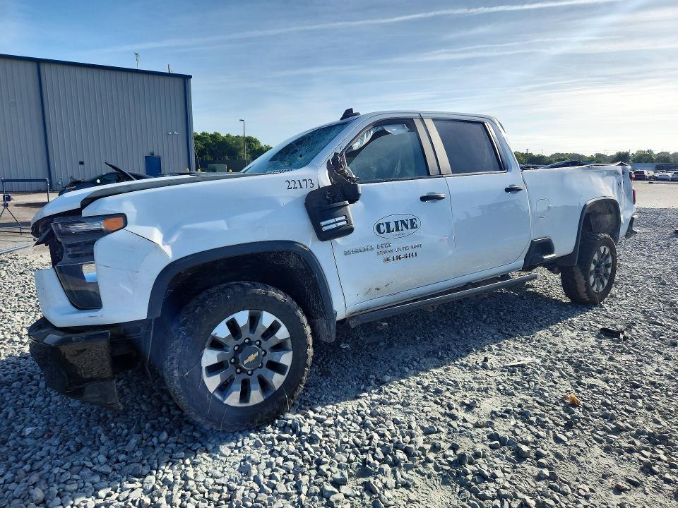 2022 CHEVROLET SILVERADO — VIN 1GC4YME71NF173666