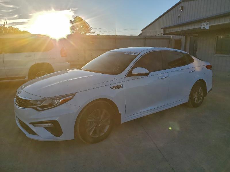 2020 KIA OPTIMA LX — VIN 5XXGT4L30LG412800