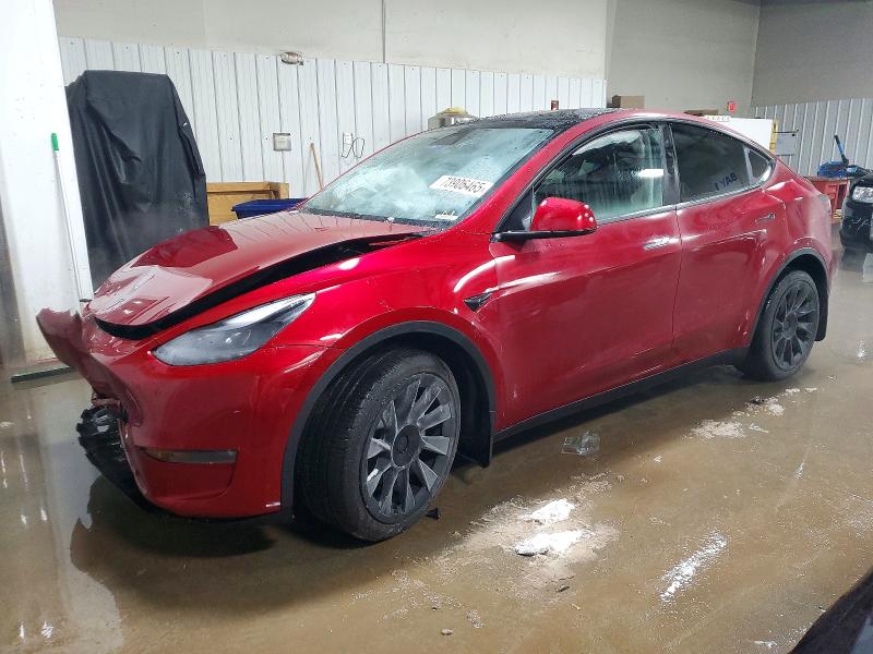 2024 TESLA MODEL Y — VIN 7SAYGDEE9RA230080