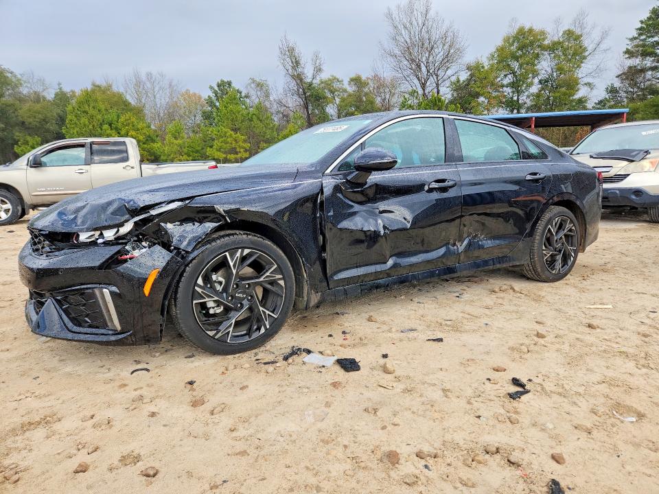 2025 KIA K5 — VIN KNAG64J70S5395736