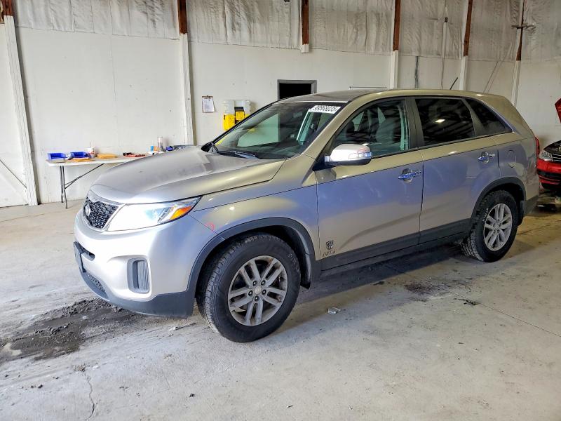 2015 KIA SORENTO LX — VIN 5XYKTCA65FG569725