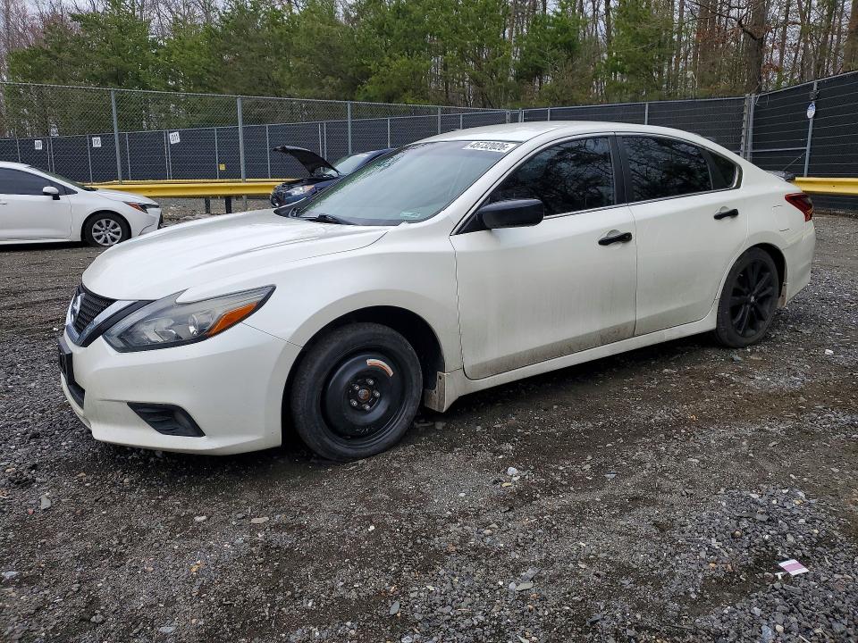 2017 NISSAN ALTIMA — VIN 1N4AL3AP1HC282304