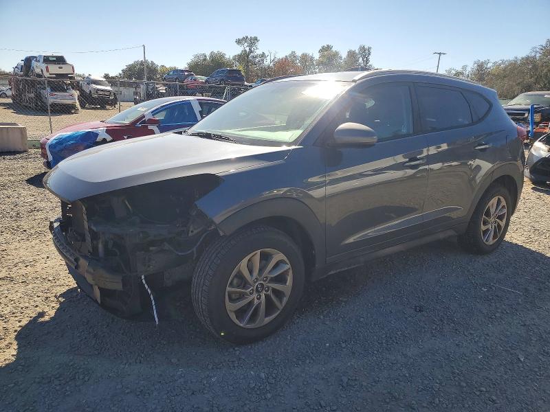 2018 HYUNDAI TUCSON — VIN KM8J33A49JU624867