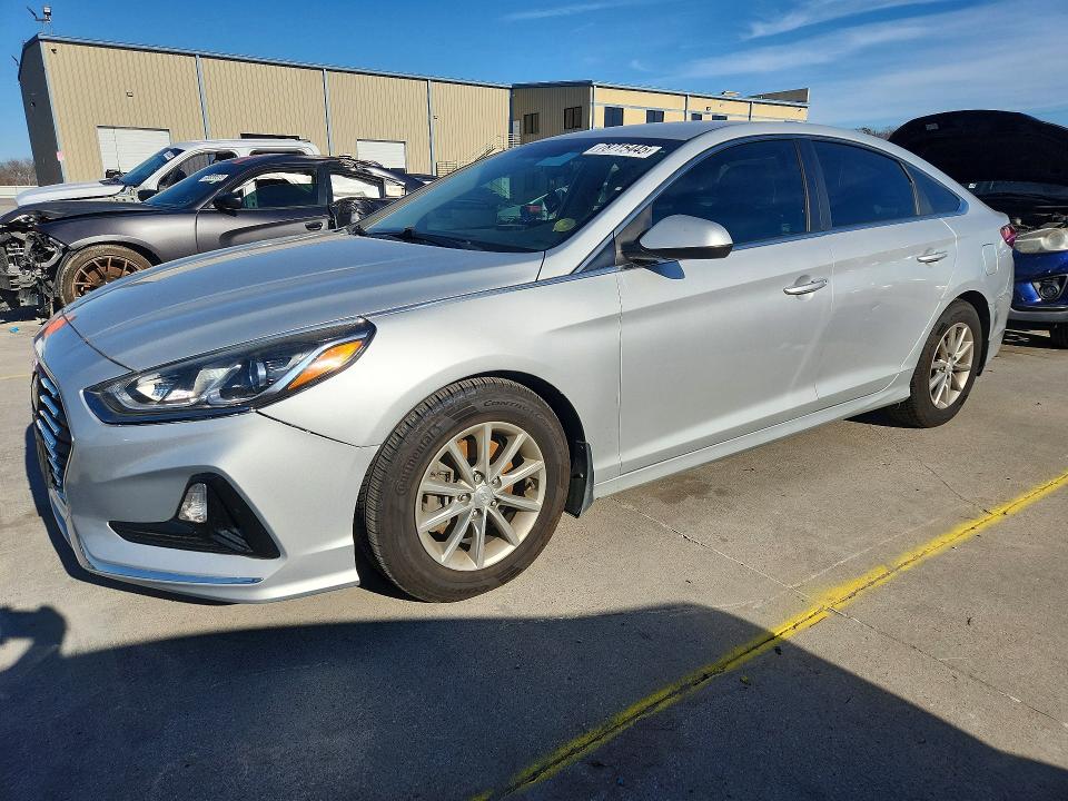2019 HYUNDAI SONATA — VIN 5NPE24AF5KH794185