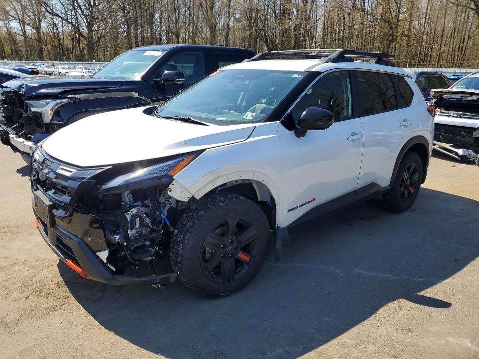 2025 NISSAN ROGUE — VIN 5N1BT3BB3SC802037