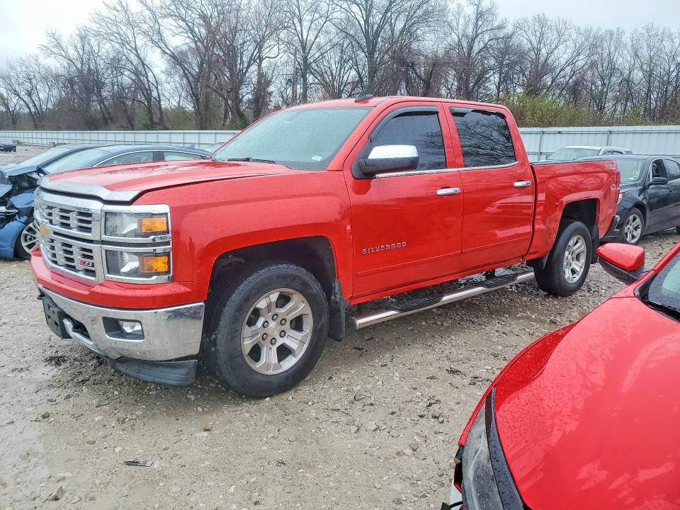 2015 CHEVROLET SILVERADO — VIN 3GCUKREC3FG392348