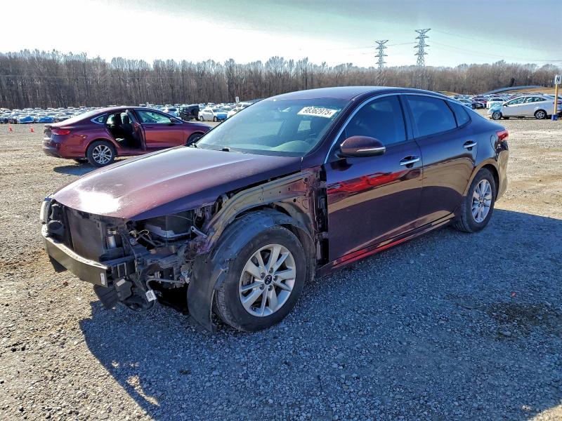 2018 KIA OPTIMA LX — VIN 5XXGT4L30JG239602
