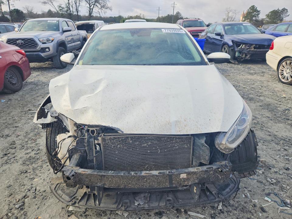 3KPF24AD3KE120026