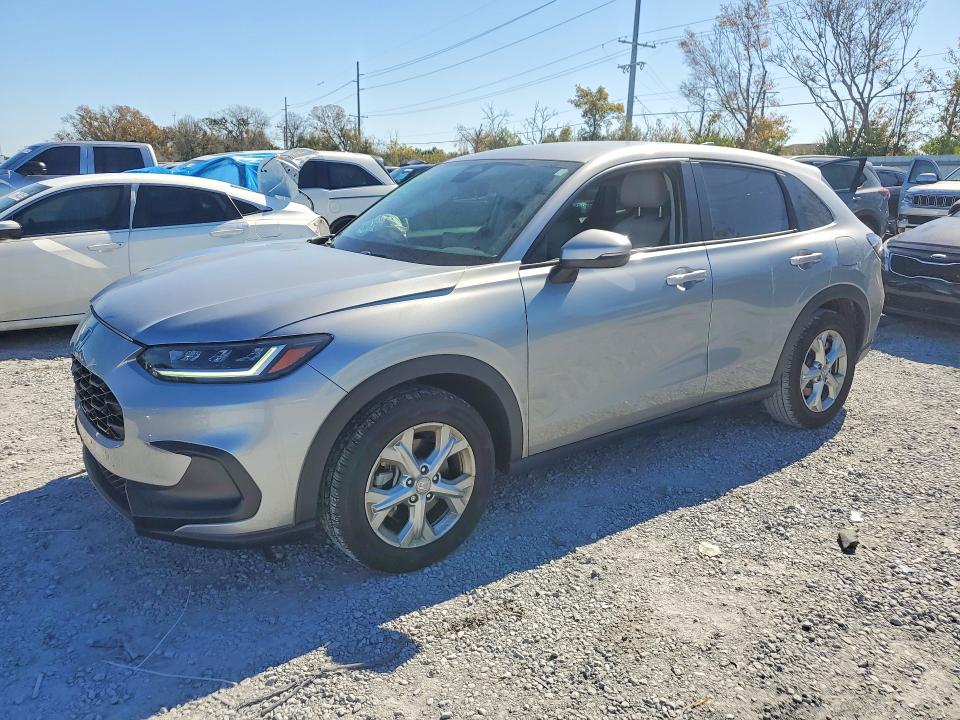 2025 HONDA HR-V — VIN 3CZRZ1H35SM727579