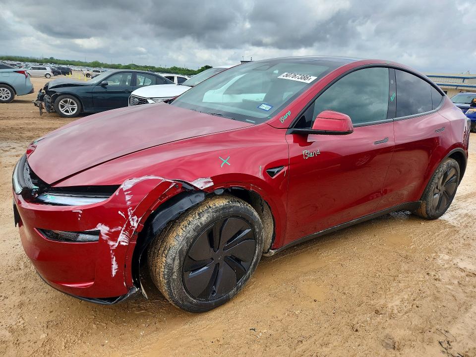 2026 TESLA MODEL Y — VIN 7SAYGDEEXTA633721