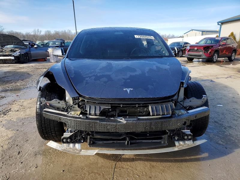 5YJ3E1EB1MF983549