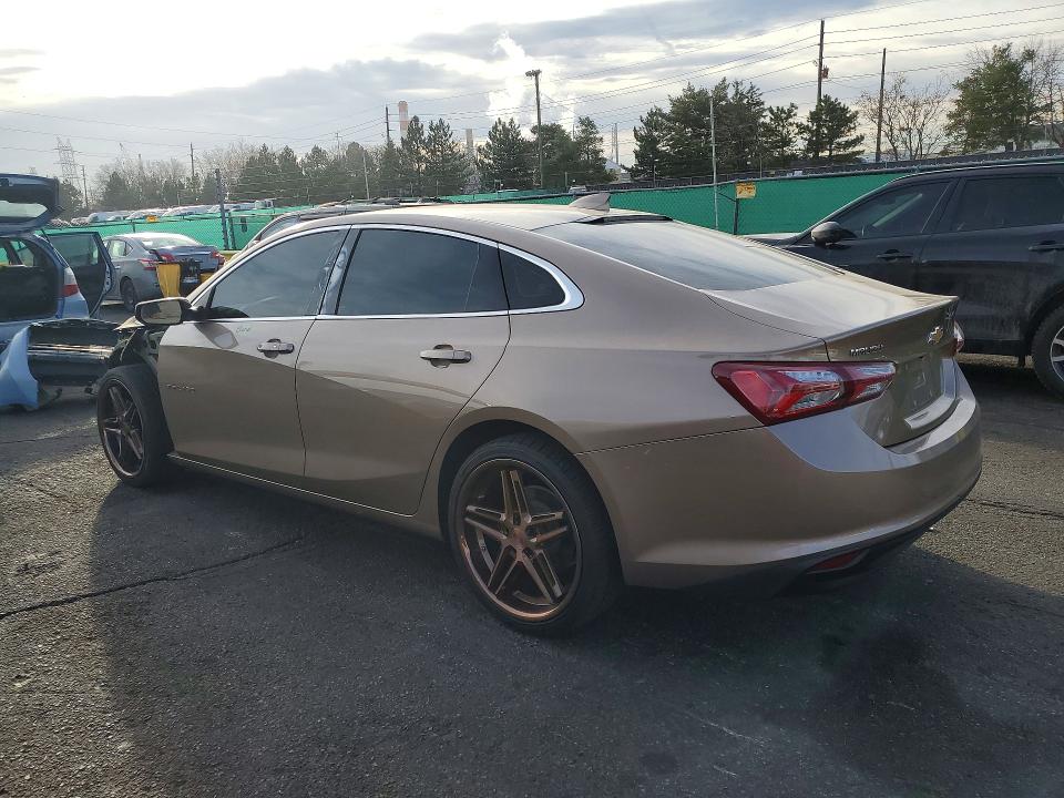 1G1ZD5ST2KF150216
