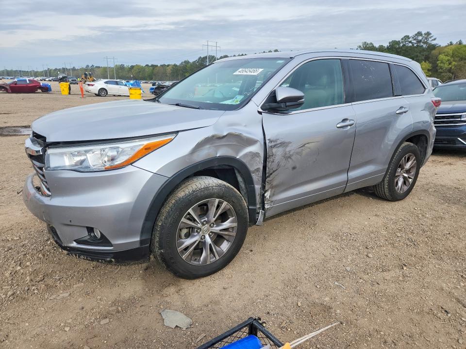 2015 TOYOTA HIGHLANDER — VIN 5TDKKRFH6FS065932