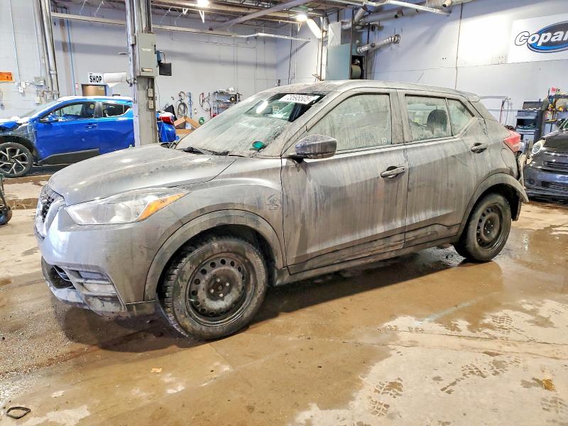 2019 NISSAN KICKS S — VIN 3N1CP5CU0KL561652