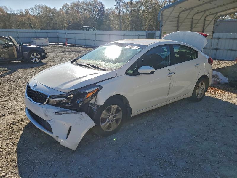 2017 KIA FORTE LX — VIN 3KPFK4A76HE057751