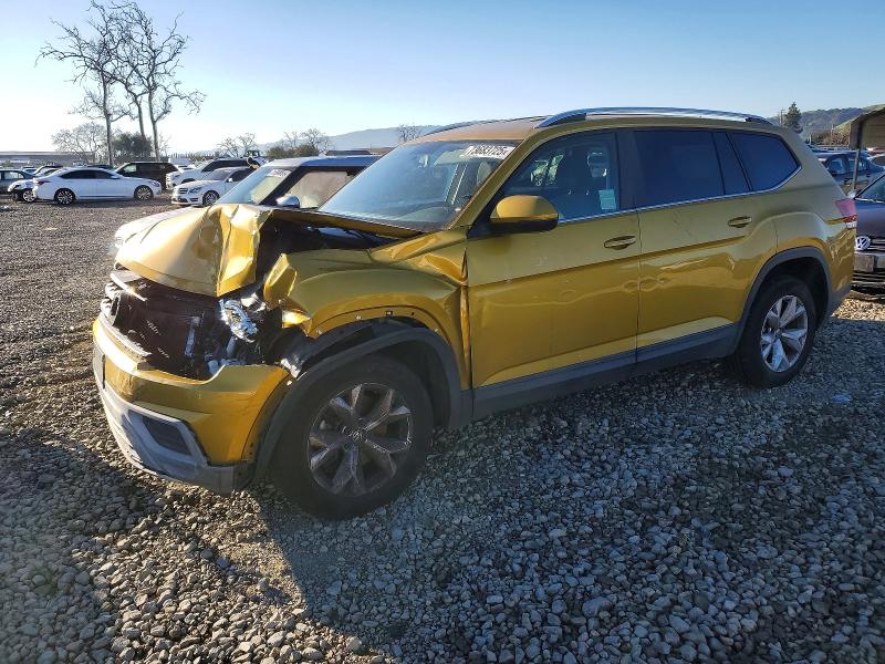2018 VOLKSWAGEN ATLAS S — VIN 1V2GR2CA3JC526271